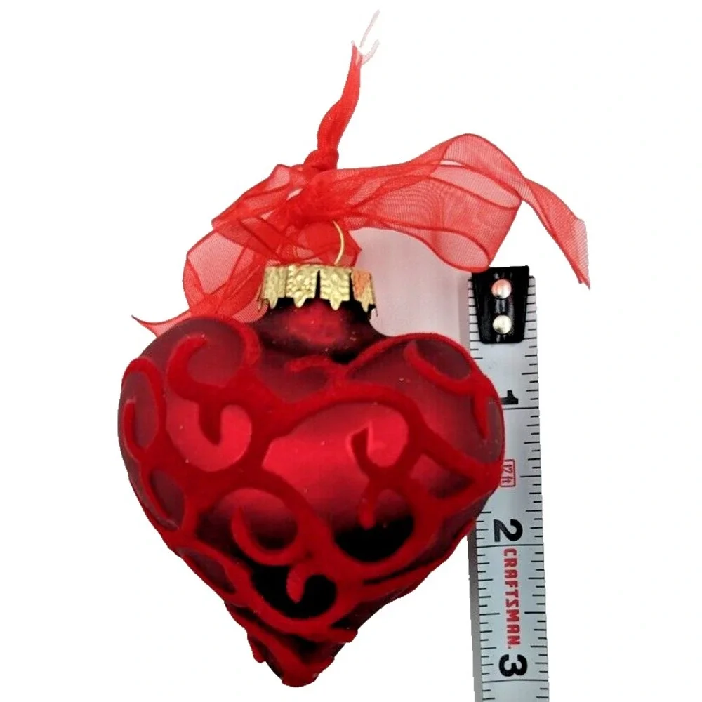 Red Heart Shaped Ornament with Flocked‎ Design